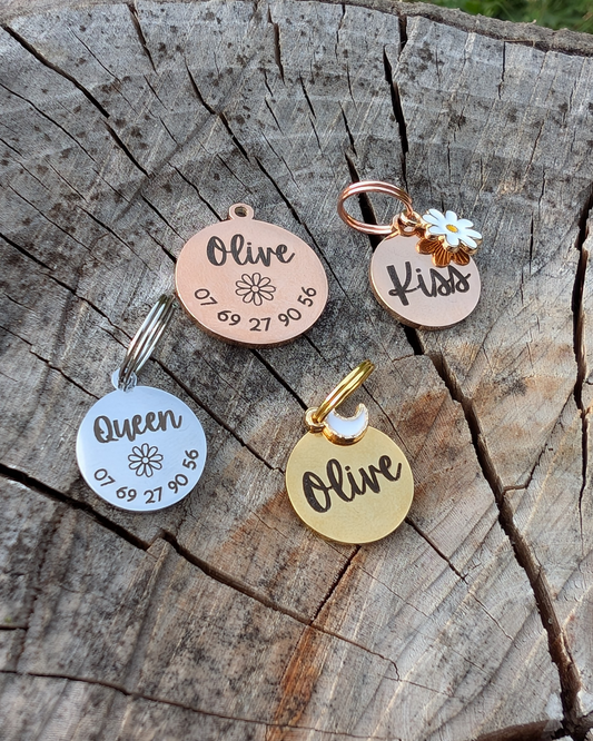 Médaille Gravée · Miya Cats