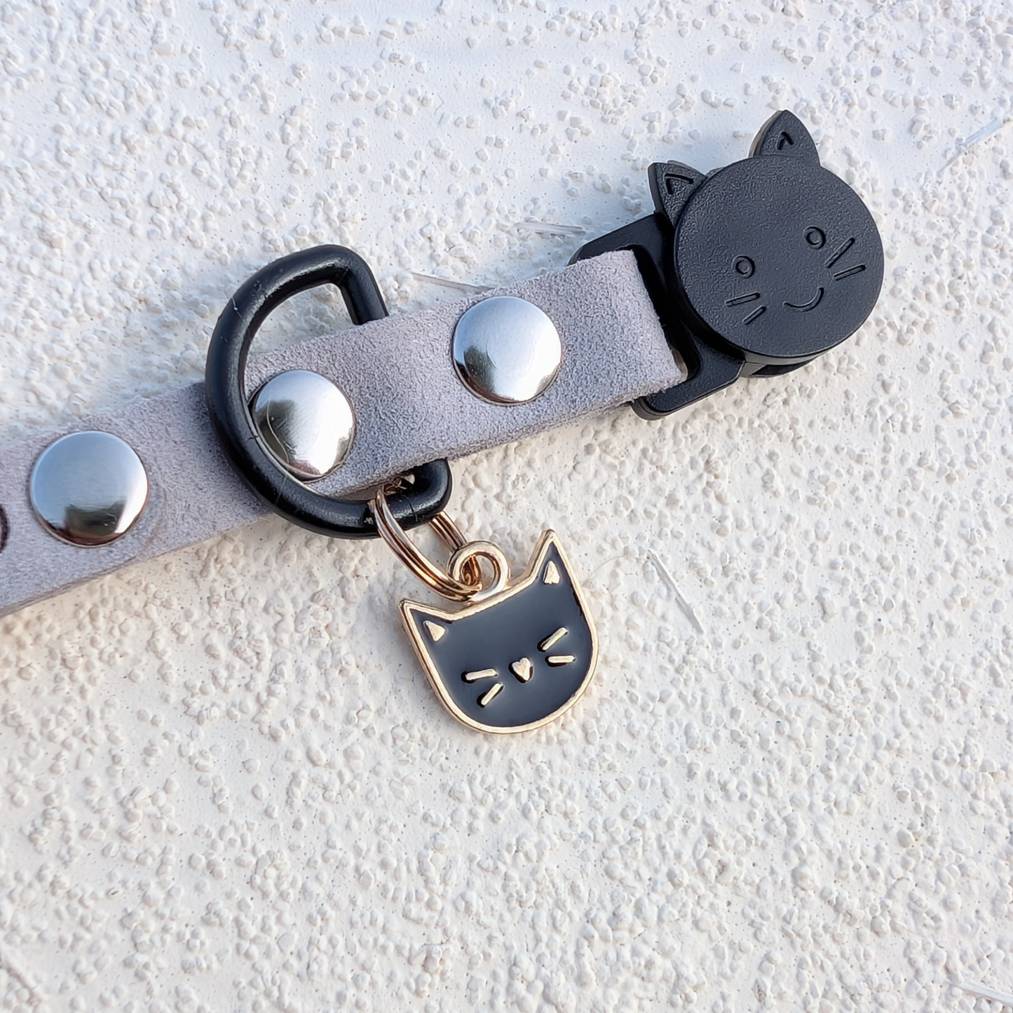 Médaille · Mini Chat 🤍🖤 (NEW!)